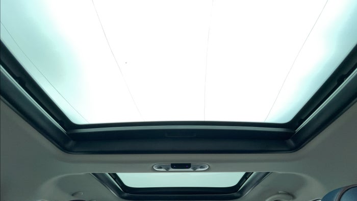 MINI CLUBMAN-Interior Sunroof/Moonroof