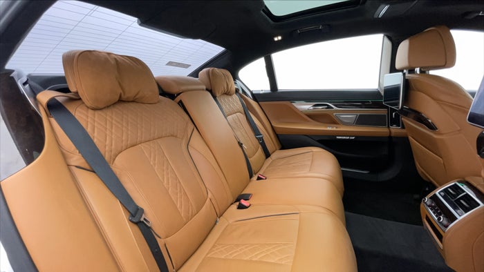 BMW 740LI-Right Side Door Cabin View