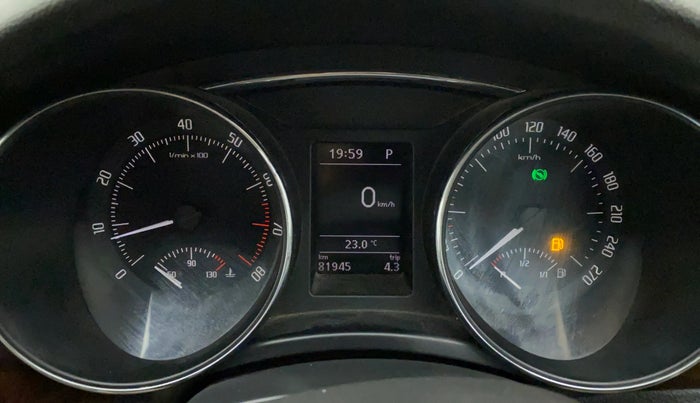 2015 Skoda Superb ELEGANCE 1.8 TSI AT, Petrol, Automatic, 81,945 km, Odometer Image