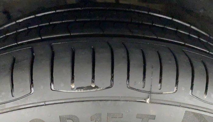 2014 Tata Zest XT RT, Petrol, Manual, 79,808 km, Right Rear Tyre Tread