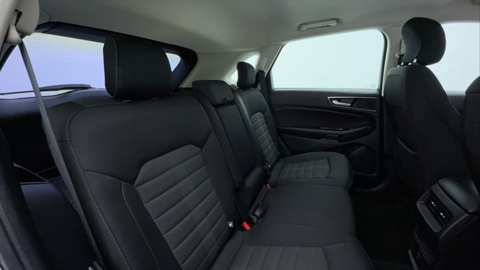 FORD EDGE-Right Side Door Cabin View