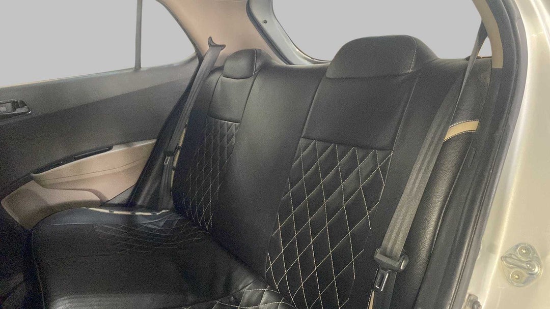 Right Side Rear Door Cabin
