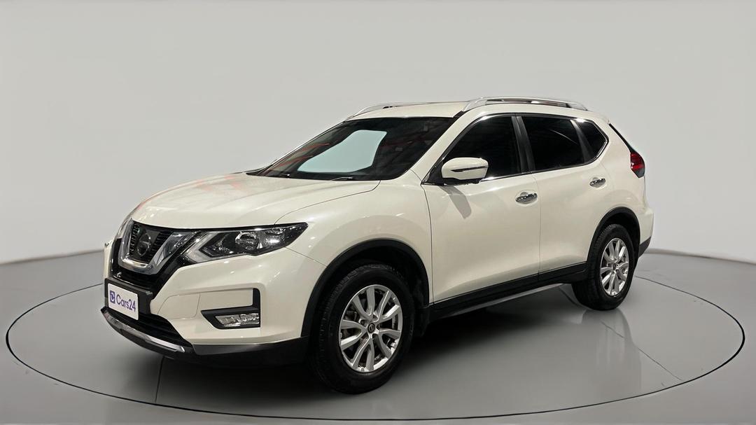 2017 Nissan X-trail St-l (FWD), Automatic, 73823 km, Left Front Diagonal (45- Degree) View