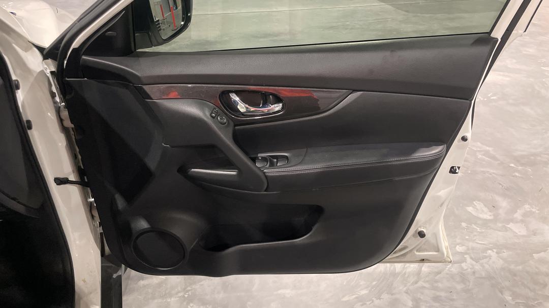 2017 Nissan X-trail St-l (FWD), Automatic, 73823 km, Speaker View