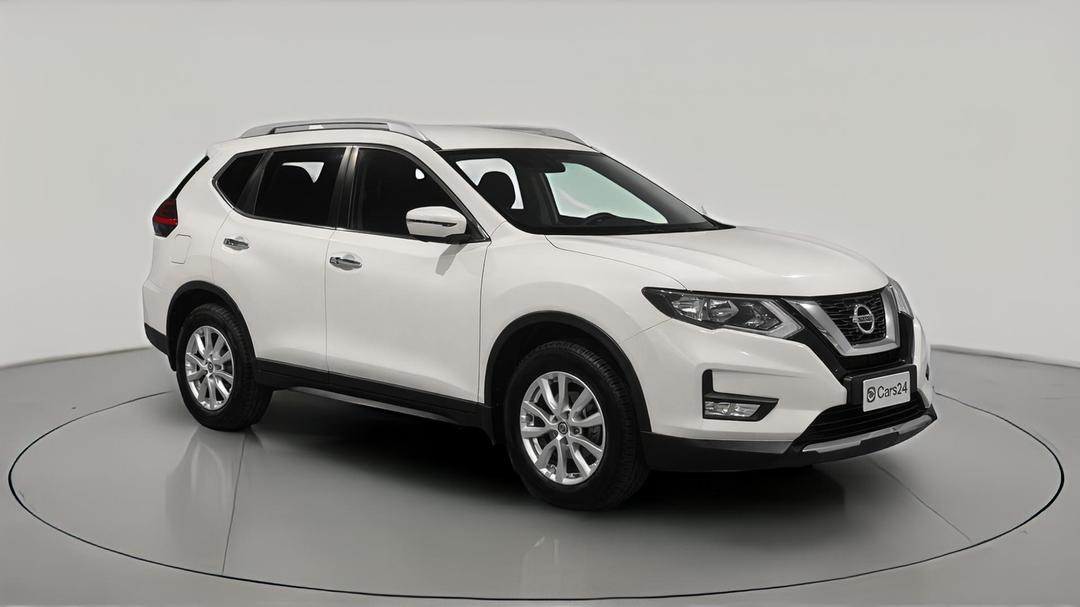 2017 Nissan X-trail St-l (FWD), Automatic, 73823 km, Right Front Diagonal (45- Degree) View