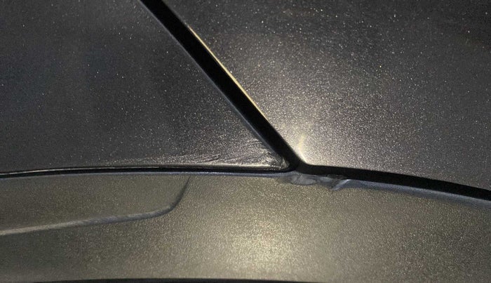 2019 Hyundai VENUE S 1.2, Petrol, Manual, 34,495 km, Right quarter panel - Minor scratches