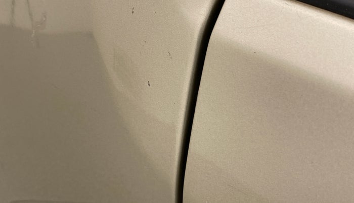 2010 Hyundai Santro Xing GL, Petrol, Manual, 71,117 km, Right quarter panel - Slightly dented