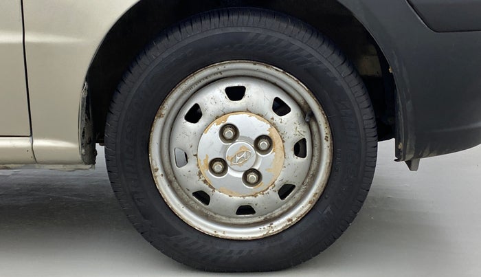 2010 Hyundai Santro Xing GL, Petrol, Manual, 71,117 km, Right Front Wheel