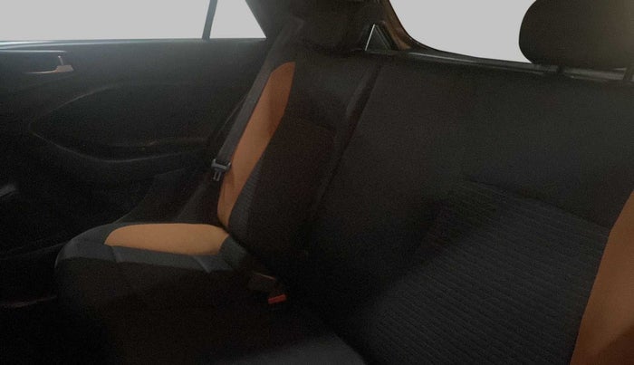 2015 Hyundai i20 Active 1.4 SX, Diesel, Manual, 58,842 km, Right Side Rear Door Cabin
