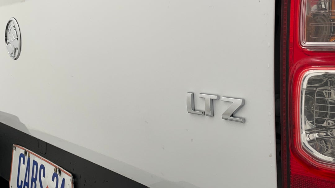 Badge (Boot Right Side)