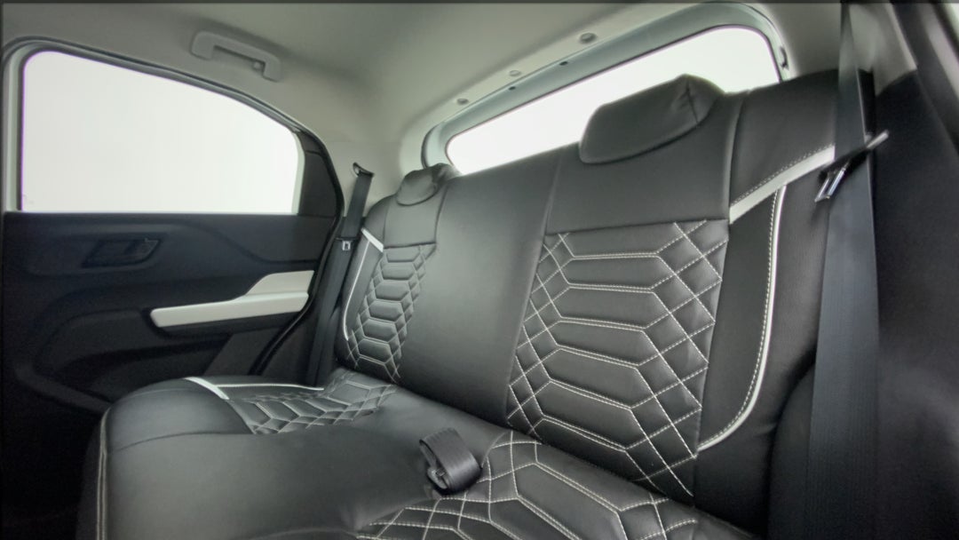 Right Side Rear Door Cabin