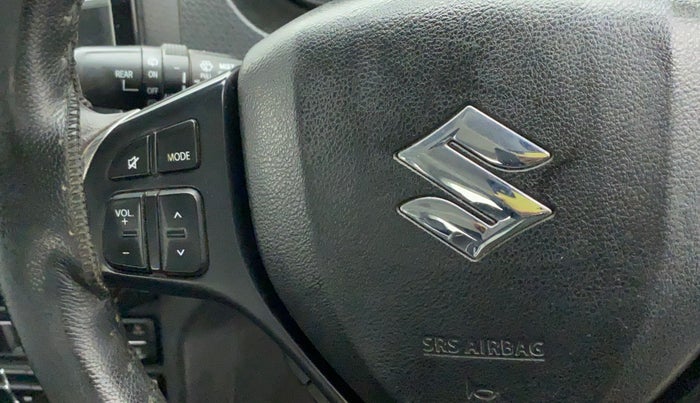 2019 Maruti Vitara Brezza ZDI PLUS DUAL TONE, Diesel, Manual, 68,208 km, Steering wheel - Phone control not functional