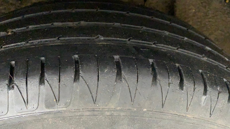 Left Rear Tyre Tread
