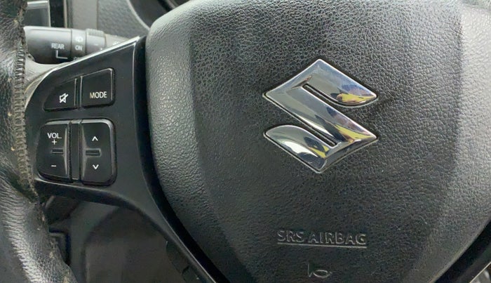 2019 Maruti Vitara Brezza ZDI PLUS DUAL TONE, Diesel, Manual, 68,208 km, Steering wheel - Sound system control not functional