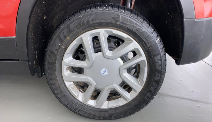 2019 Maruti Vitara Brezza VDI, Diesel, Manual, 29,480 km, Left Rear Wheel