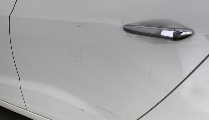 2018 Hyundai Grand i10 MAGNA 1.2 KAPPA VTVT, Petrol, Manual, 27,213 km, Rear left door - Minor scratches