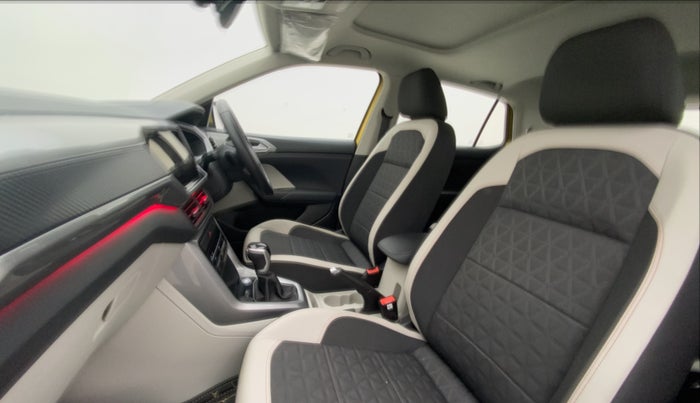 2021 Volkswagen TAIGUN GT PLUS 1.5 TSI DSG, Petrol, Automatic, 8,797 km, Right Side Front Door Cabin