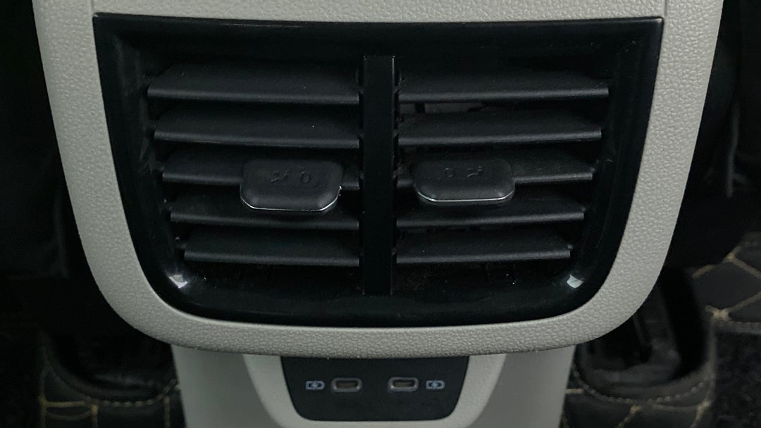 Rear AC Vents