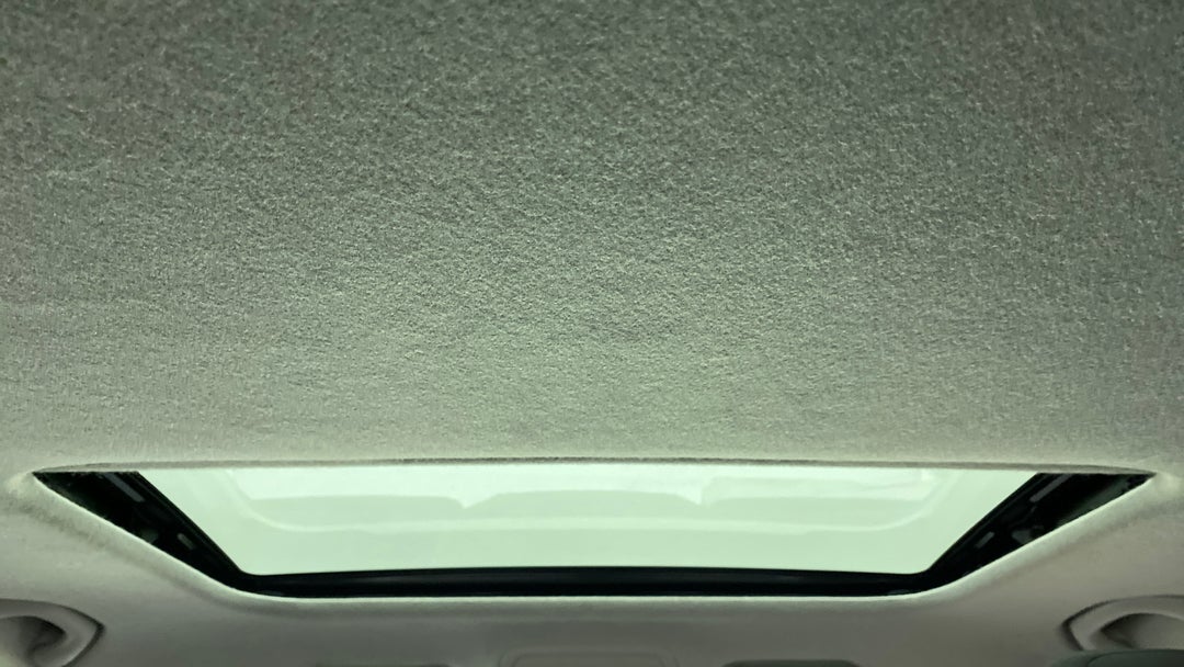 Moonroof/ Sunroof