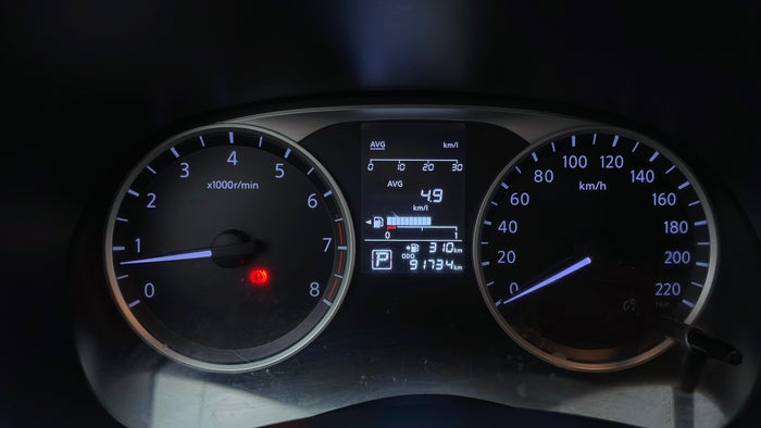 NISSAN KICKS-Odometer View