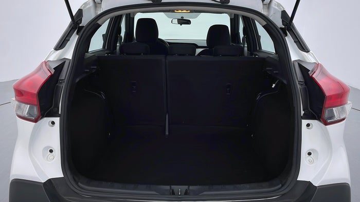 NISSAN KICKS-Boot Inside View