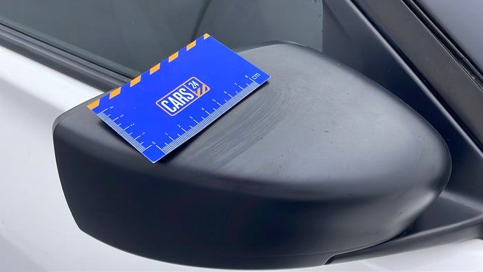 NISSAN KICKS-ORVM RHS Scratch
