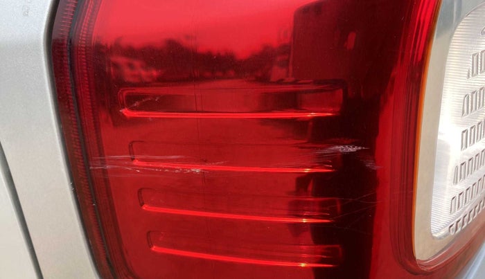 2019 Maruti New Wagon-R VXI 1.0, Petrol, Manual, 19,001 km, Left tail light - Minor scratches