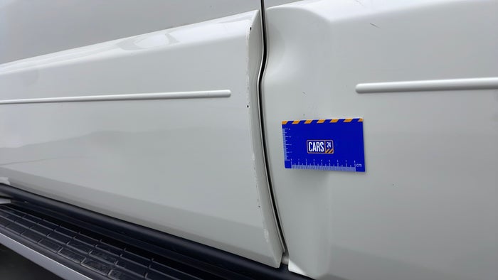MITSUBISHI PAJERO-Door Exterior LHS Front Scratch