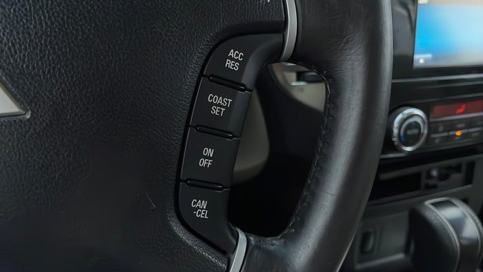 MITSUBISHI PAJERO-Cruise Control