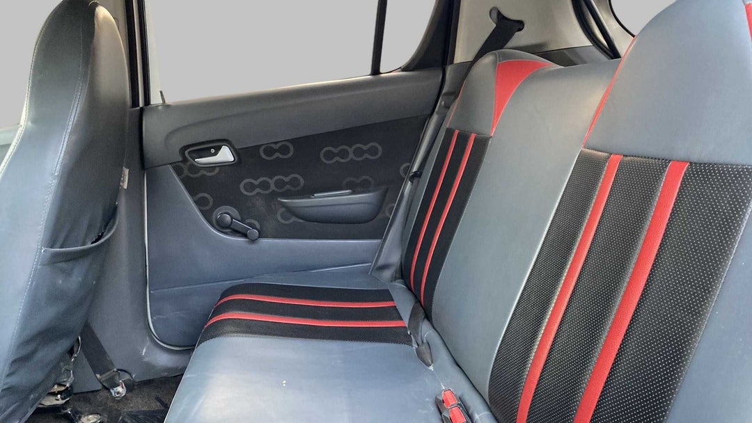 Right Side Rear Door Cabin