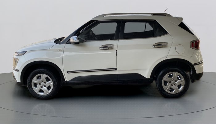 2020 Hyundai VENUE S 1.2, Petrol, Manual, 25,554 km, Left Side