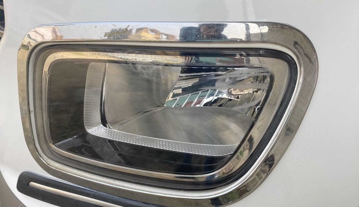 2020 Hyundai VENUE S 1.2, Petrol, Manual, 25,554 km, Left headlight - Minor scratches