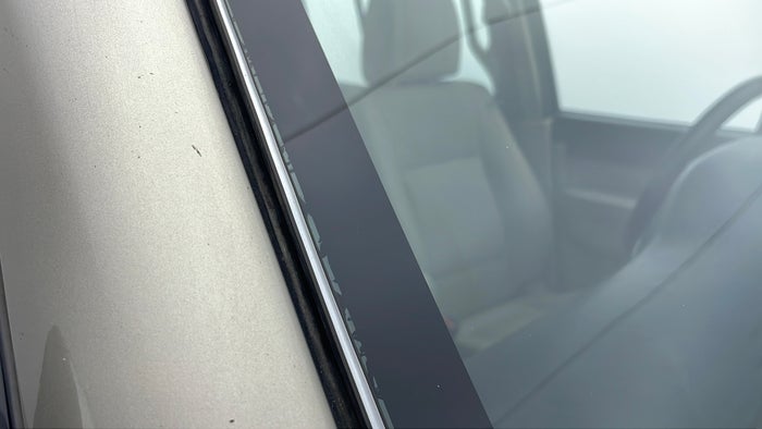 MITSUBISHI PAJERO-Windshield Front Air Bubbles