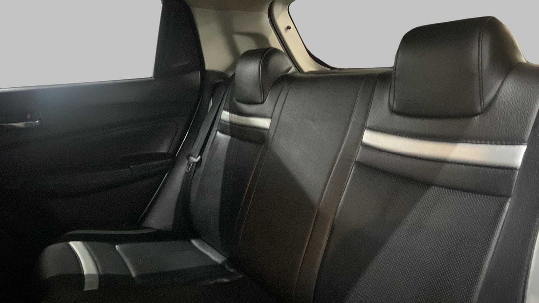 Right Side Rear Door Cabin