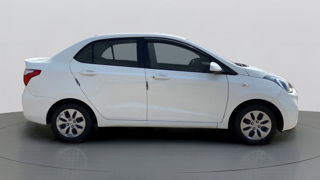 Right Side View