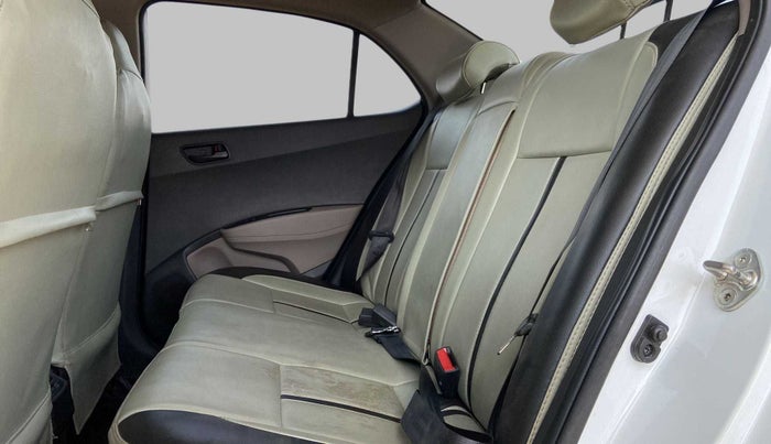 2019 Hyundai Xcent S 1.2, Petrol, Manual, 31,172 km, Right Side Rear Door Cabin
