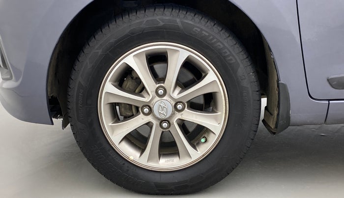 2016 Hyundai Grand i10 ASTA (O) 1.2 KAPPA VTVT, Petrol, Manual, 1,00,058 km, Left Front Wheel