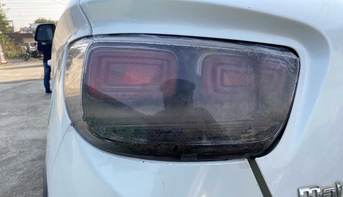 2018 Mahindra KUV 100 NXT K8 P 6 STR, Petrol, Manual, 55,732 km, Left tail light - Faded