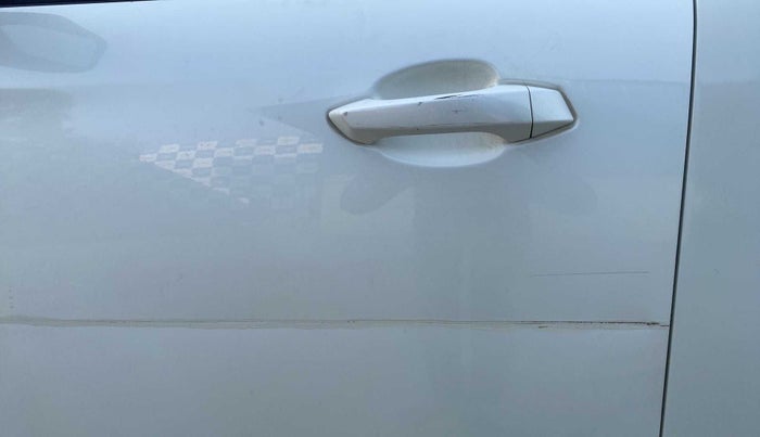 2018 Mahindra KUV 100 NXT K8 P 6 STR, Petrol, Manual, 55,732 km, Front passenger door - Minor scratches