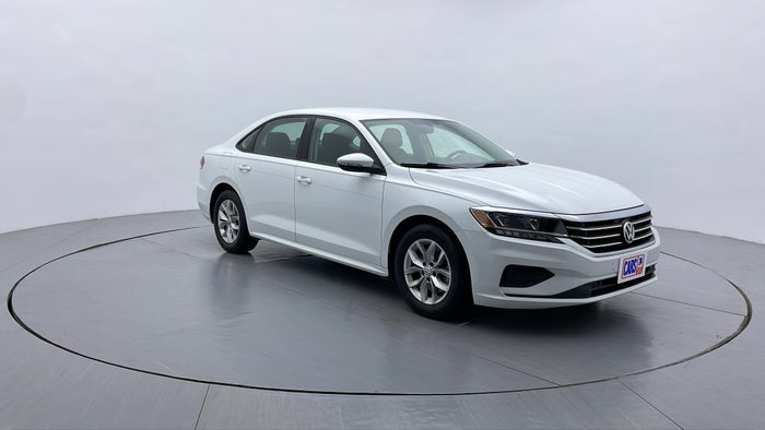 2020 VOLKSWAGEN PASSAT-Right Front Diagonal (45- Degree) View