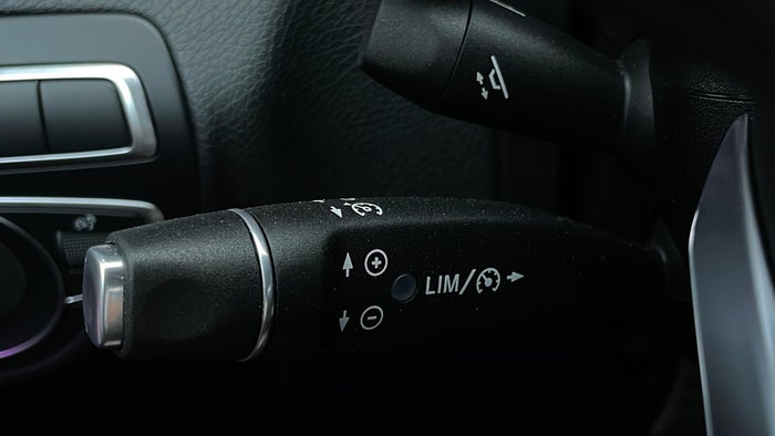MERCEDES BENZ C 300-Cruise Control