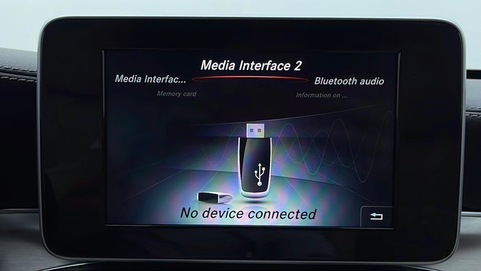 MERCEDES BENZ C 300-USB Player
