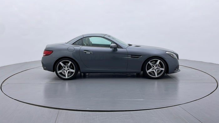 MERCEDES BENZ SLC 200-Right Side View