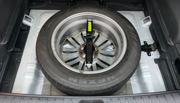 2016 Hyundai Tucson 2WD MT PETROL, Petrol, Manual, 21,632 km, Spare Tyre