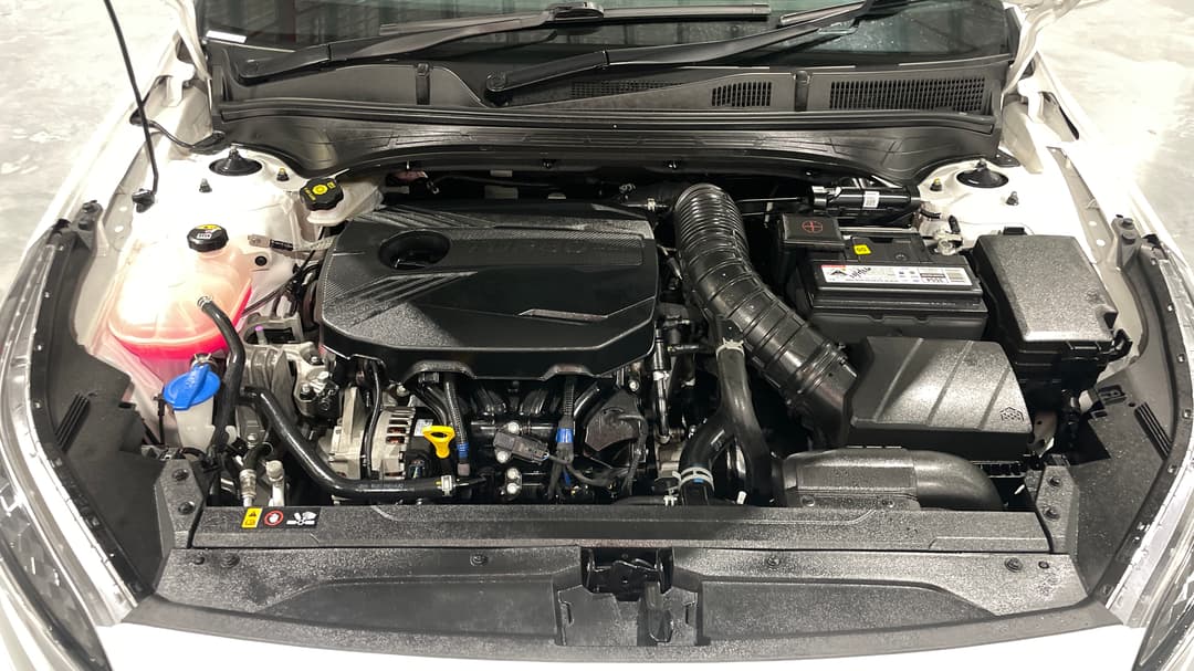2023 Kia Cerato Gt, Automatic, 63654 km, Open Bonnet (Engine)