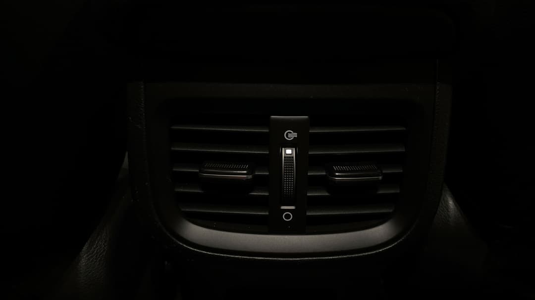 2023 Kia Cerato Gt, Automatic, 63654 km, Rear A/C Vent