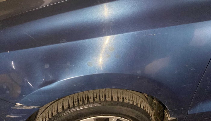 2016 Volkswagen Ameo HIGHLINE 1.2, Petrol, Manual, 70,088 km, Left fender - Minor scratches
