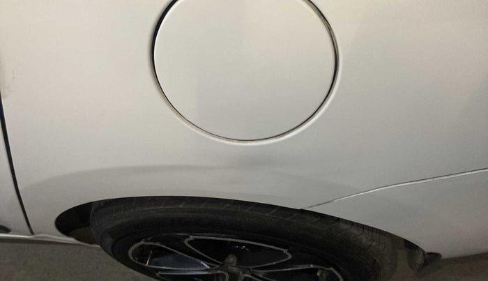 2015 Hyundai Xcent S 1.2, CNG, Manual, 87,047 km, Left quarter panel - Minor scratches