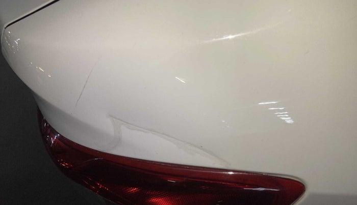 2015 Hyundai Xcent S 1.2, CNG, Manual, 87,047 km, Right quarter panel - Slightly dented