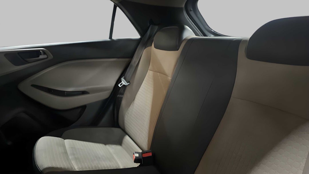 Right Side Rear Door Cabin